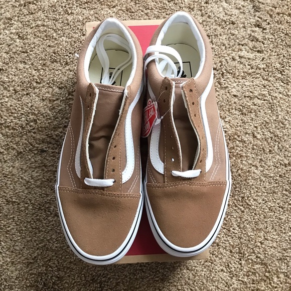 VANS | NEW Old School Tan Sneakers - Picture 2 of 6
